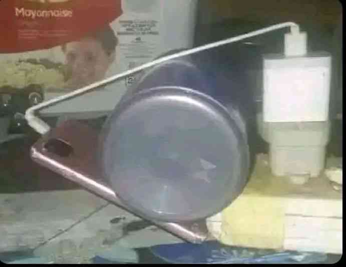 Her: Babe, why are you not picking my calls
Me: 👇 | MirrorLog
